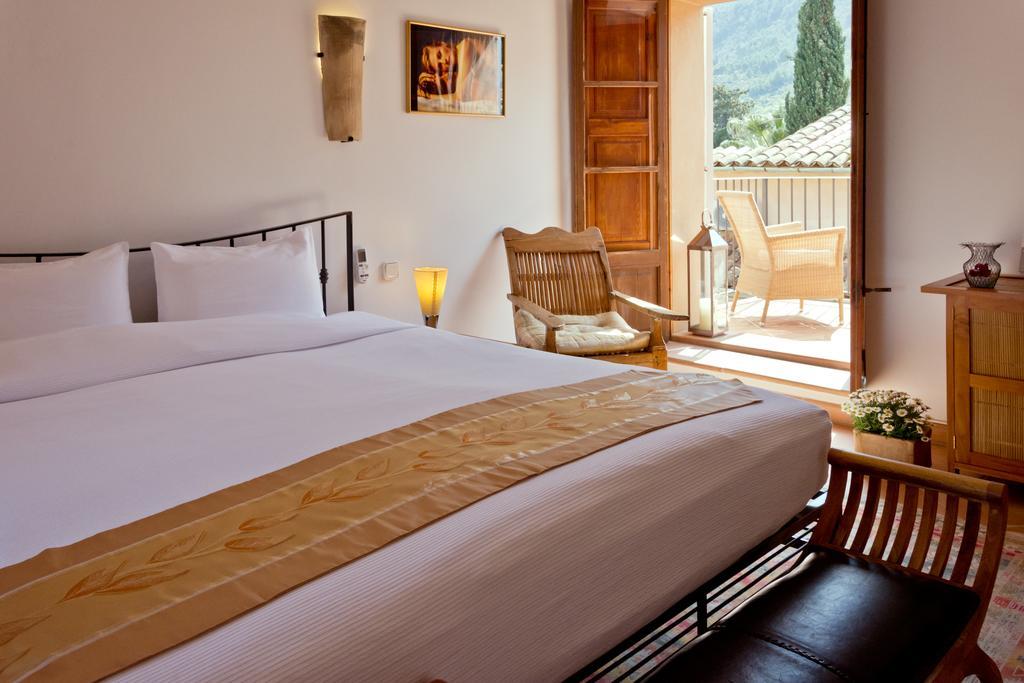 Hotel Can Roses Soller Bilik gambar